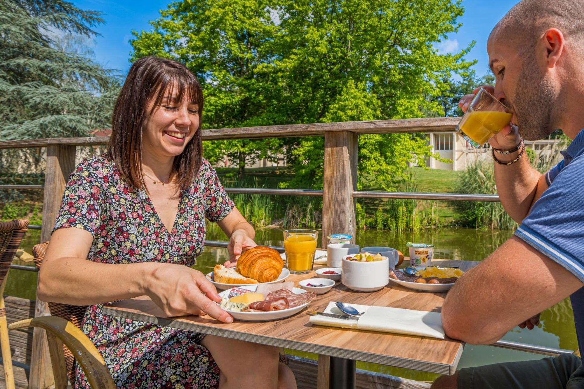 Les Jardins De L'Anjou Hotel Montjean-sur-Loire Buitenkant foto
